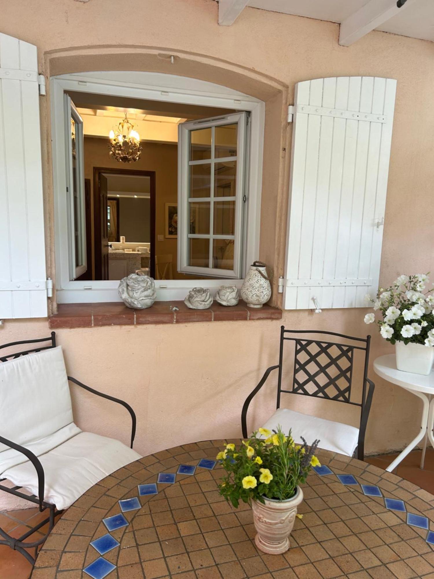 La Villa Rosalie Ventabren Екстериор снимка