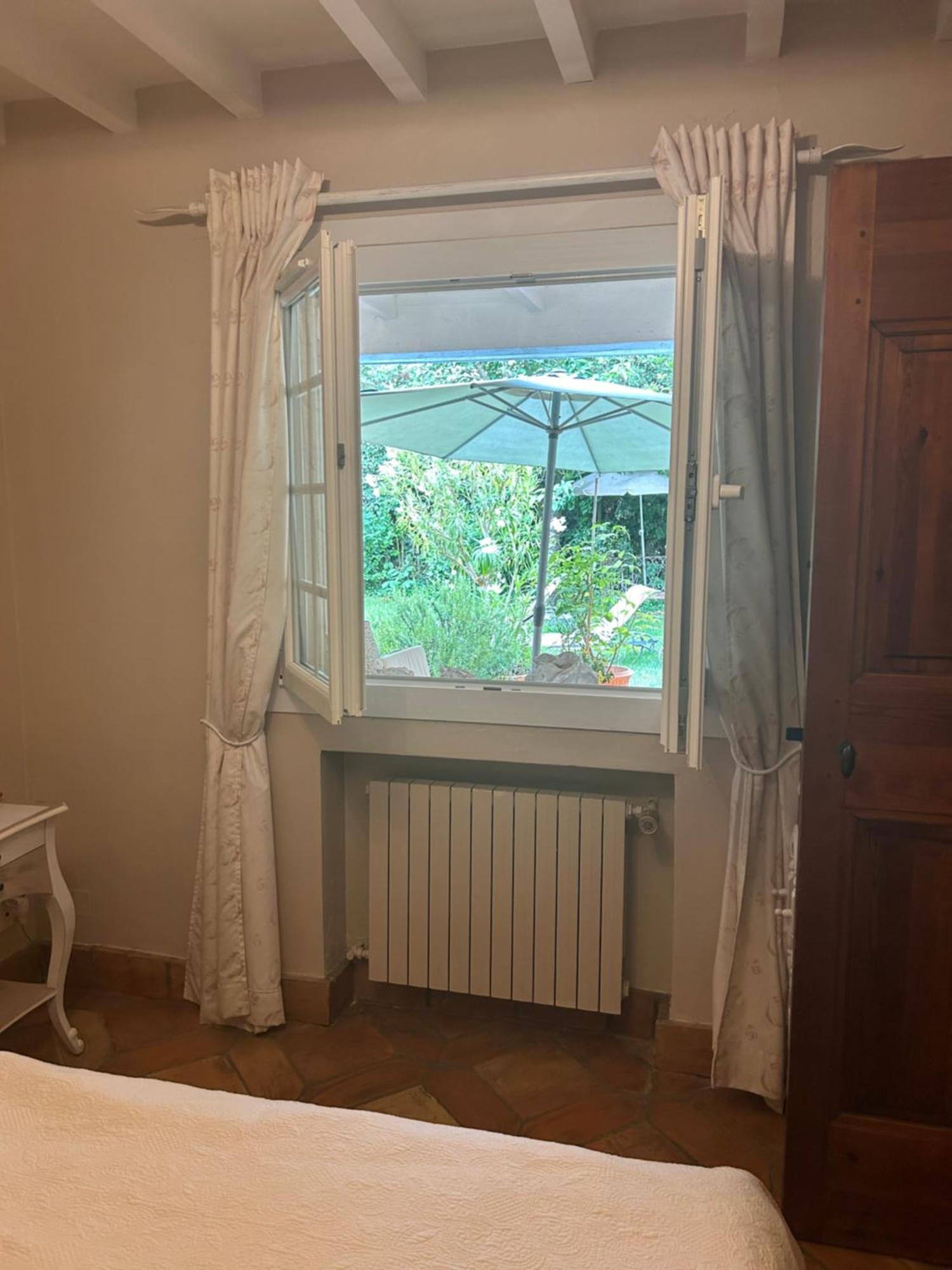 La Villa Rosalie Ventabren Екстериор снимка