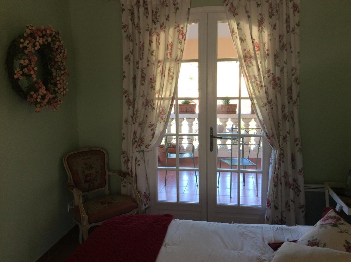 La Villa Rosalie Ventabren Екстериор снимка